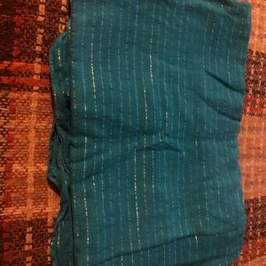 NWOT Plus size teal and gold rectangle hipscarf